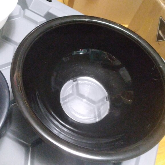 Pyrex Black And White Clear Bottom Nesting Bowls: Set of 3 Bowls -322-325 - Picture 4 of 6